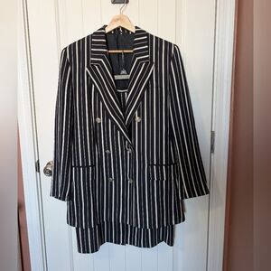 Vintage Brooks Brothers Women’s 2 Piece Striped Wool Blend Suit Set W10 Navy/Wht
